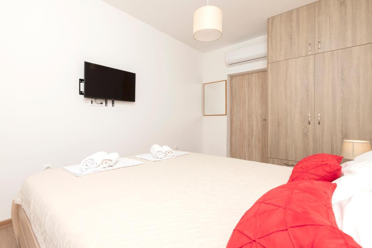 Seafoam apartment Kotor Bagian luar foto